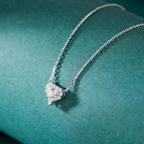 SGARIT Fine Jewelry Factory Real 18k White Gold 0.134 Carats Pear Cut Jewellery Romantic Heart Natural Diamond Water Drop Pendant