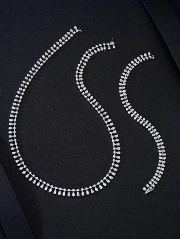 SGARIT Fine Jewelry Factory Solid 18k White Gold 4.323 Carats Pear Cut Jewellery   White Natural Diamond Necklace