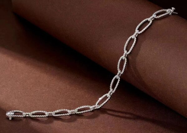 微信图片_202407251050381 SGARIT Fine Jewelry Factory Solid 18k White Gold 1.950 Carats Oval Cut Jewellery White Luxury Natural Diamond Hollow Bracelet