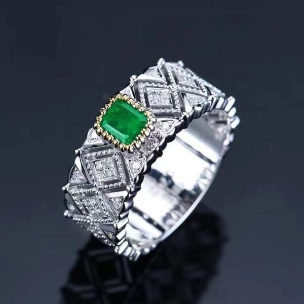 微信图片_202407270939513 SGARIT Fine Jewelry Manufacturers Real 18k White Gold 0.7 Carats Emerald Cut Jewellery Vivid Green Luxury Natural Emerald Gemstone Ring