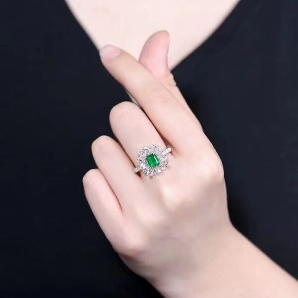 SGARIT Fine Jewelry Producer Solid 18k White Gold 0.81 Carats Emerald Cut Jewellery Green Luxury Afghan Panjshir Natural Emerald Gemstone Ring