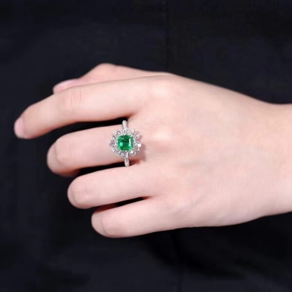 微信图片_202407270942536 SGARIT Fine Jewelry Wholesaler Solid 18k White Gold 0.59 Carats Emerald Cut Jewellery Green Luxury Panjshir Natural Emerald Gemstone Ring