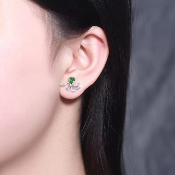 微信图片_202407270943261 SGARIT Fine Jewelry Factory Custom Real 18k White Gold 0.75 Carats Heart Cut Jewellery Green Luxury Natural Emerald Gemstone Ring