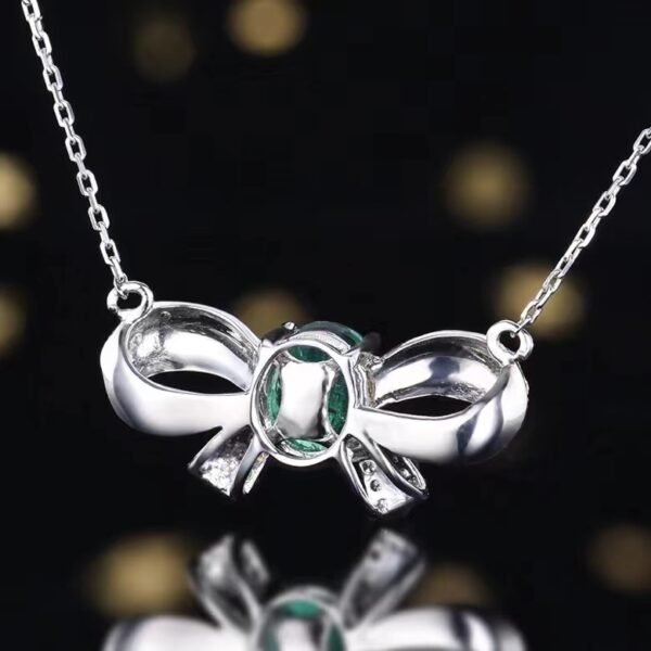 微信图片_202407270943572 Sgarit Fine Jewelry OEM Factory Real 18k White Gold 0.73 Carats Oval Cut Jewellery Vivid Green Luxury Natural Emerald Gemstone Collarbone Chain