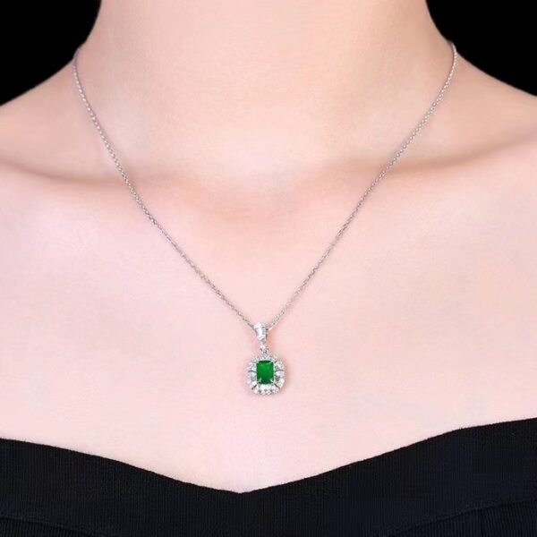 Sgarit Fine Jewelry Manufacturer Real 18k White Gold 0.78 Carats Emerald Cut Jewellery Vivid Green Luxury Zambia Natural Emerald Gemstone Pendant