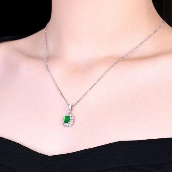 Sgarit Fine Jewelry Manufacturer Real 18k White Gold 0.78 Carats Emerald Cut Jewellery Vivid Green Luxury Zambia Natural Emerald Gemstone Pendant