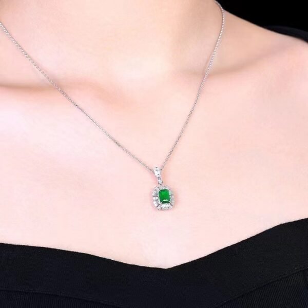 Sgarit Fine Jewelry Manufacturer Real 18k White Gold 0.78 Carats Emerald Cut Jewellery Vivid Green Luxury Zambia Natural Emerald Gemstone Pendant