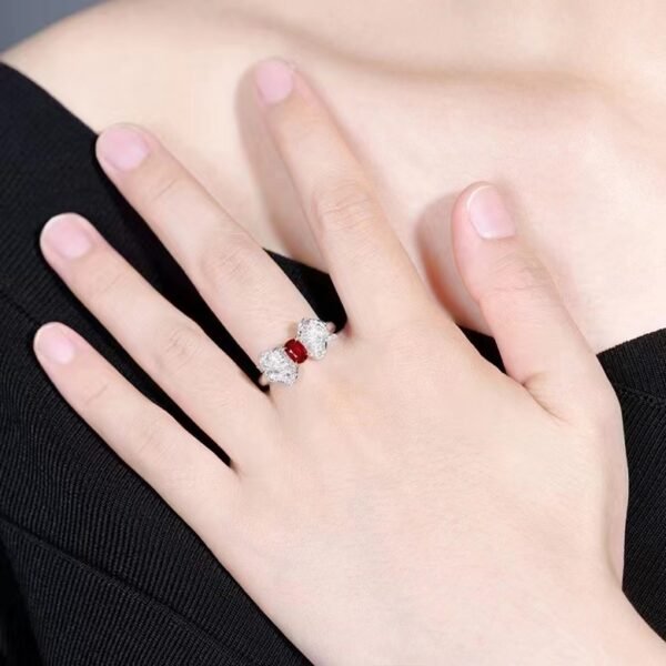 微信图片_202407270944504 SGARIT Fine Jewelry Supplier Solid 18k White Gold 0.73 Carats Oval Cut Jewellery Unburnt Pigeon Red Ruby Mozambique Natural Gemstone Ring