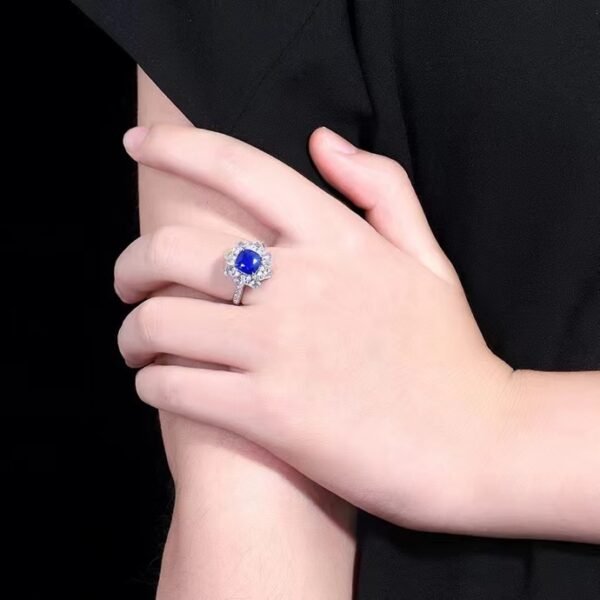 微信图片_20240727094529 SGARIT Fine Jewelry Wholesale Solid 18k White Gold 2.69 Carats Cushion Cut Jewellery Royal Blue Sapphire Sri Lanka Natural Gemstone Ring
