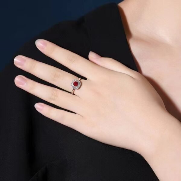 微信图片_202407311025094 SGARIT Fine Jewelry Custom Solid 18k White Gold 0.88 Carats Round Brilliant Cut Jewellery Luxury Natural Gemstone Unburnt Pigeon Red Ruby Ring
