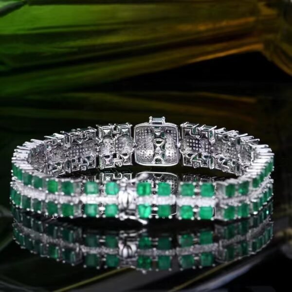 微信图片_202407311029572 SGARIT Fine Jewelry Custom Solid 18k White Gold 11.14 Carats Emerald Cut Jewellery Luxury Natural Gemstone Pakistan Emerald Retro Sugar Square Wide Version Bracelet