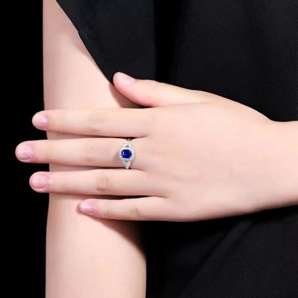 微信图片_202407311030554 SGARIT Fine Jewelry Custom Solid 18k White Gold 1.05 Carats Cushion Cut Jewellery Luxury Natural Gemstone Sri Lanka Blue Sapphire Ring