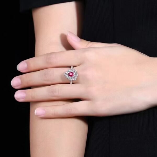 微信图片_202407311115383 SGARIT Fine Jewelry Custom Solid 18k White Gold 1.11 Carats Pear Cut Jewellery Luxury Natural Gemstone Mozambique Unheated Pigeon Red Ruby Ring