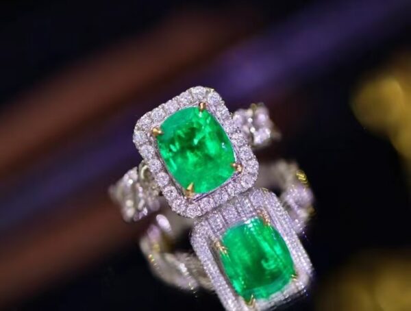微信图片_202408021006302 SGARIT Fine Jewelry Factory Customized Solid 18k White Gold 3.01 Carats Oval Cut Jewellery Classic Engagement Anniversary VVG Green Natural Gemstone Emerald Ring