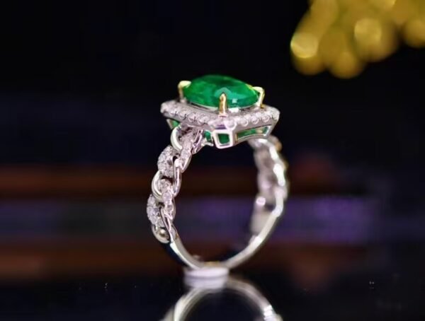 微信图片_20240802100631 SGARIT Fine Jewelry Factory Customized Solid 18k White Gold 3.01 Carats Oval Cut Jewellery Classic Engagement Anniversary VVG Green Natural Gemstone Emerald Ring