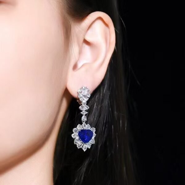 微信图片_202408021012173 SGARIT Fine Jewelry Manufacturer Custom Real 18k White Gold 8.85 Carats Heart Cut Jewellery Luxury Natural Gemstone Unburnt Sri Lanka Royal Blue Sapphire Earrings