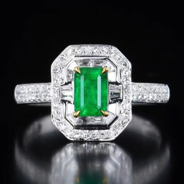 微信图片_20240802101342 SGARIT Fine Jewelry Factory Customized Solid 18k White Gold 0.58 Carats Emerald Cut Jewellery Classic Engagement Anniversary VVG Green Natural Afghanistan Panjshir Gemstone Emerald Ring