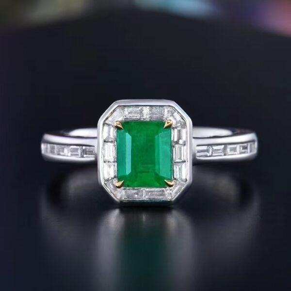 微信图片_20240802101430 SGARIT Fine Jewelry Factory Customized Solid 18k White Gold 1.03 Carats Emerald Cut Jewellery Classic Engagement Anniversary Vivid Green Natural Afghanistan Gemstone Emerald Ring