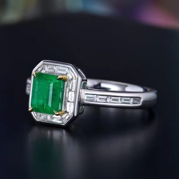 微信图片_202408021014301 SGARIT Fine Jewelry Factory Customized Solid 18k White Gold 1.03 Carats Emerald Cut Jewellery Classic Engagement Anniversary Vivid Green Natural Afghanistan Gemstone Emerald Ring