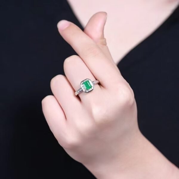 微信图片_202408021014305 SGARIT Fine Jewelry Factory Customized Solid 18k White Gold 1.03 Carats Emerald Cut Jewellery Classic Engagement Anniversary Vivid Green Natural Afghanistan Gemstone Emerald Ring