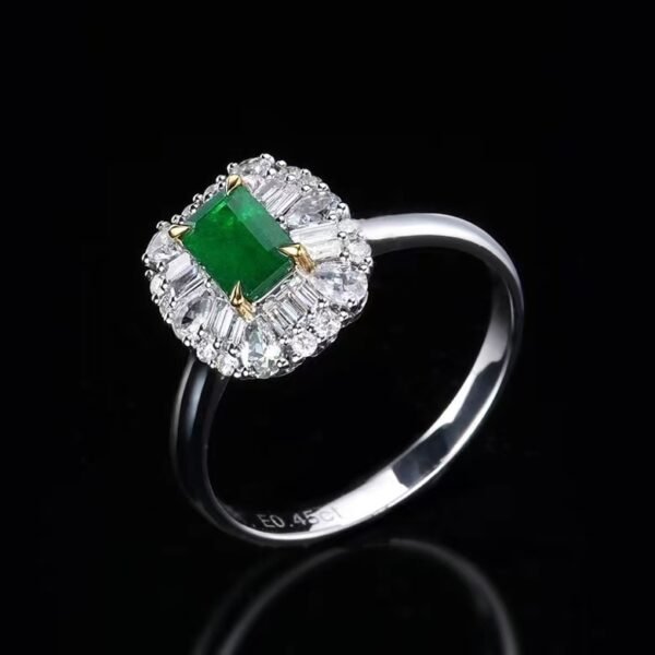 微信图片_202408021014521 SGARIT Fine Jewelry Factory Customized Solid 18k White Gold 0.45 Carats Emerald Cut Jewellery Classic Engagement Anniversary Vivid Green Natural Afghanistan Gemstone Emerald Ring