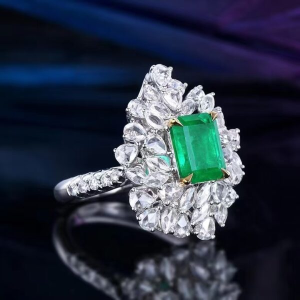 微信图片_202408021015092 SGARIT Fine Jewelry Factory Customized Solid 18k White Gold 1.97 Carats Emerald Cut Jewellery Classic Engagement Anniversary Vivid Green Natural Afghanistan Gemstone Emerald Ring/Pendant