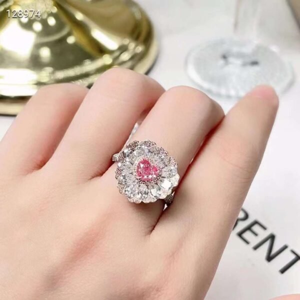 微信图片_20240805094428 SGARIT Fine Jewelry Supplier Custom Solid 18k White Gold 0.55 Carats Heart Cut Jewellery Luxury Fancy Orangy Pink Natural Diamond VS1 Ring