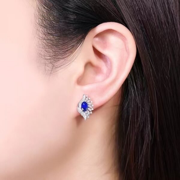 微信图片_202408061020045 SGARIT Fine Jewelry Manufacturer Custom Real 18k White Gold 0.81 Carats Oval Cut Jewellery Luxury Natural Gemstone Sri Lanka Blue Sapphire Earrings