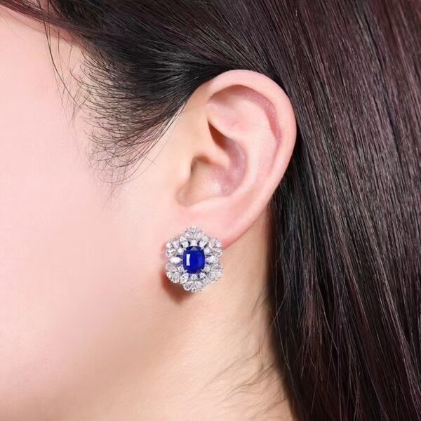 微信图片_202408061020432 SGARIT Fine Jewelry Manufacturer Custom Real 18k White Gold 4.1 Carats Cushion Cut Jewellery Luxury Natural Gemstone Sri Lanka Blue Sapphire Earrings