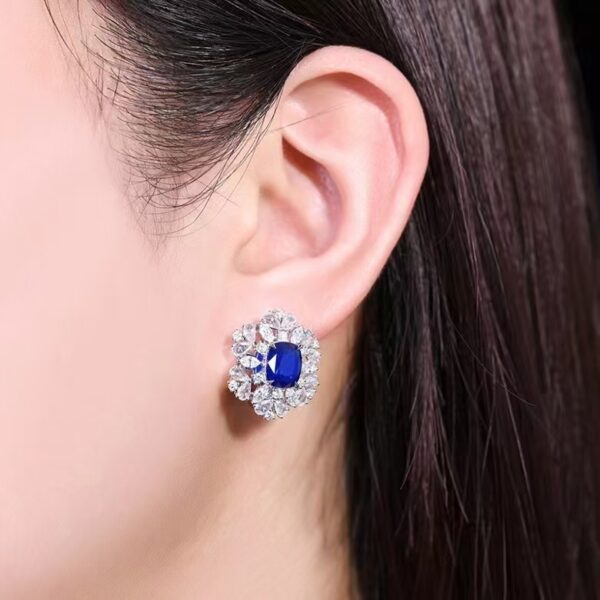 微信图片_202408061020434 SGARIT Fine Jewelry Manufacturer Custom Real 18k White Gold 4.1 Carats Cushion Cut Jewellery Luxury Natural Gemstone Sri Lanka Blue Sapphire Earrings