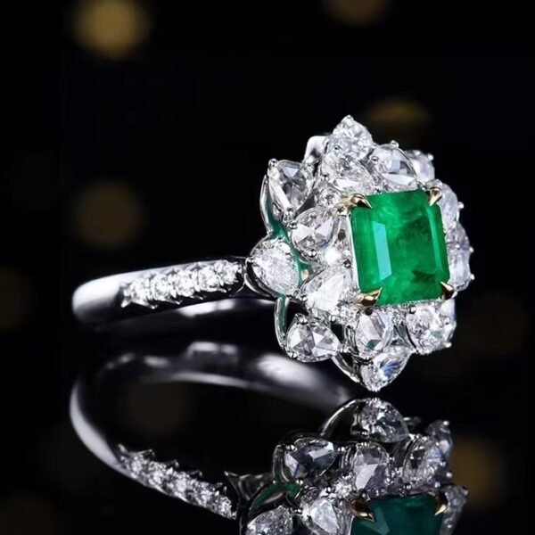 微信图片_202408061020592 SGARIT Fine Jewelry Manufacturer Customized Solid 18k White Gold 1.19 Carats Emerald Cut Jewellery Classic Engagement Anniversary Musa level Green Natural Gemstone Emerald Pendant/Ring