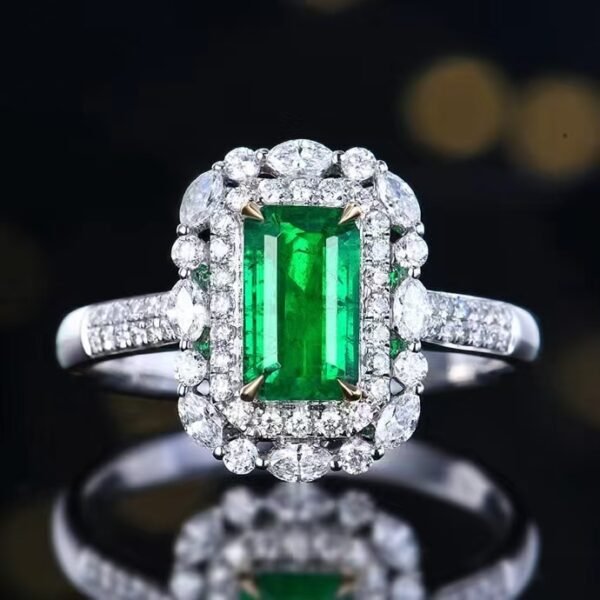 微信图片_20240806102117 SGARIT Fine Jewelry Factory Customized Solid 18k White Gold 0.75 Carats Emerald Cut Jewellery Classic Engagement Anniversary Green Natural Gemstone Emerald Ring