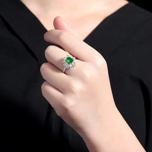 SGARIT Fine Jewelry Manufacturer Customized Solid 18k White Gold 1.13 Carats Emerald Cut Jewellery Classic Engagement Anniversary Wharton Green Natural Gemstone Emerald Pendant/Ring