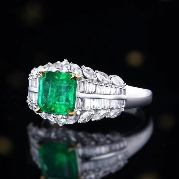 微信图片_202408061026592 SGARIT Fine Jewelry Factory Customized Solid 18k White Gold 1.49 Carats Emerald Cut Jewellery Classic Engagement Anniversary Vivid Green Natural Gemstone Emerald Ring