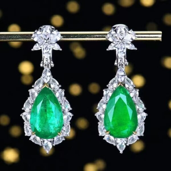 微信图片_20240806102732 SGARIT Fine Jewelry Manufacturer Custom Real 18k White Gold 10.24 Carats Pear Cut Jewellery Luxury Natural Gemstone Emerald Earrings