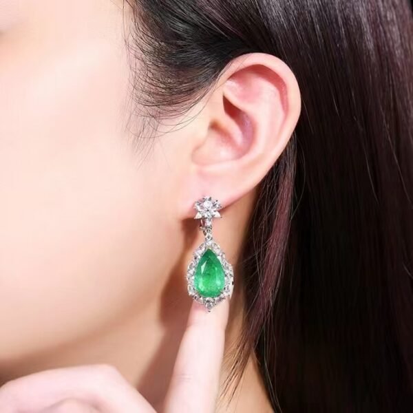 微信图片_202408061027333 SGARIT Fine Jewelry Manufacturer Custom Real 18k White Gold 10.24 Carats Pear Cut Jewellery Luxury Natural Gemstone Emerald Earrings