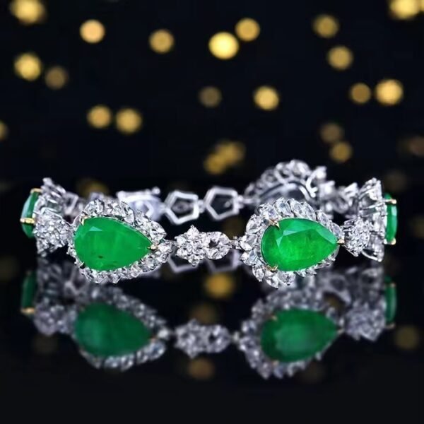 SGARIT Fine Jewelry Factory Custom Real 18k White Gold 22.42 Carats Pear Cut Jewellery Luxury Natural Gemstone Engagement Anniversary Vivd Green Emerald Bracelet