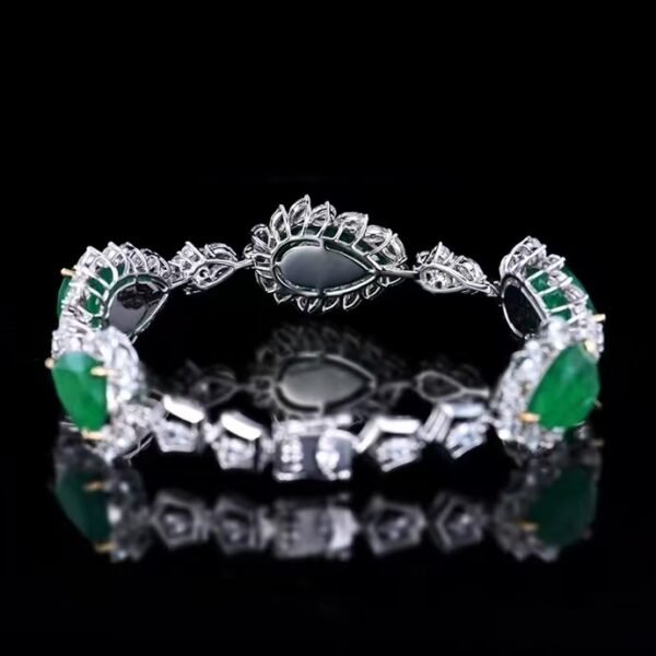 SGARIT Fine Jewelry Factory Custom Real 18k White Gold 22.42 Carats Pear Cut Jewellery Luxury Natural Gemstone Engagement Anniversary Vivd Green Emerald Bracelet