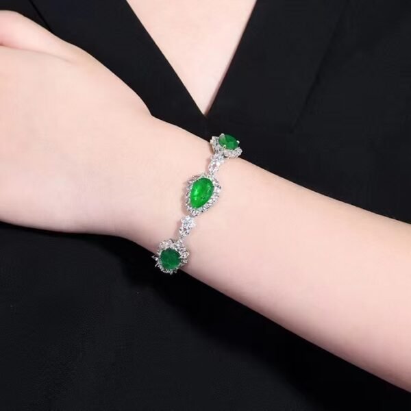 SGARIT Fine Jewelry Factory Custom Real 18k White Gold 22.42 Carats Pear Cut Jewellery Luxury Natural Gemstone Engagement Anniversary Vivd Green Emerald Bracelet