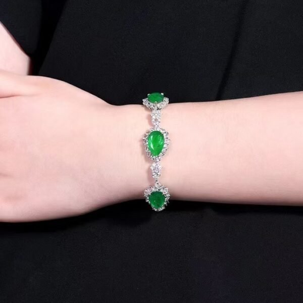 SGARIT Fine Jewelry Factory Custom Real 18k White Gold 22.42 Carats Pear Cut Jewellery Luxury Natural Gemstone Engagement Anniversary Vivd Green Emerald Bracelet