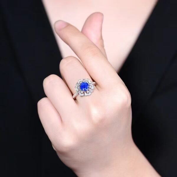 微信图片_202408061029402 SGARIT Fine Jewelry Factory Customized Solid 18k White Gold 1.25 Carats Round Brilliant Cut Jewellery Classic Engagement Anniversary Natural Sri Lanka Cornflower Blue Sapphire Gemstone Ring