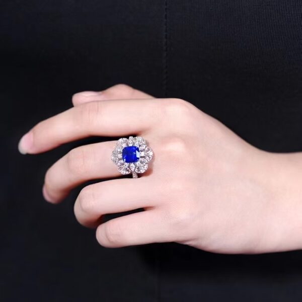 微信图片_202408061031055 SGARIT Fine Jewelry Factory Customized Solid 18k White Gold 3.72 Carats Cushion Cut Jewellery Classic Engagement Anniversary Natural Royal Blue Sapphire Gemstone Ring