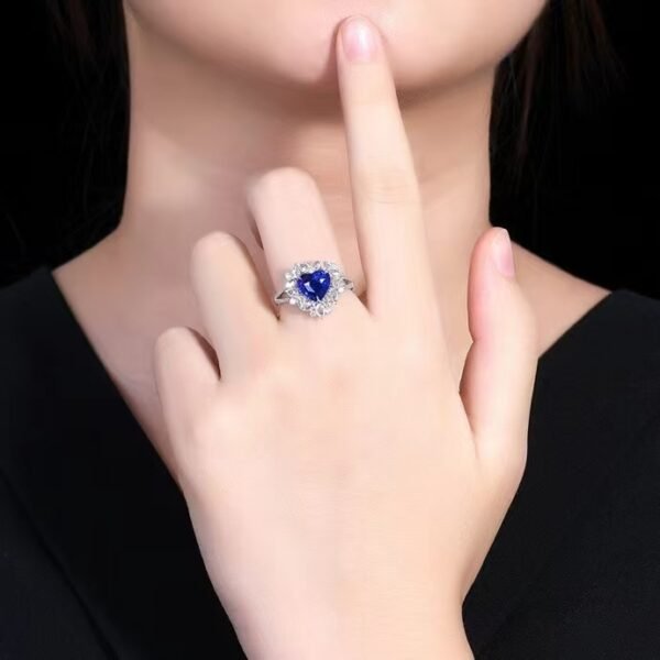 微信图片_202408061031441 SGARIT Fine Jewelry Manufacturers Customized Solid 18k White Gold 2.21 Carats Heart Cut Jewellery Classic Engagement Anniversary Natural Sri Lanka Royal Blue Sapphire Gemstone Ring/Pendant
