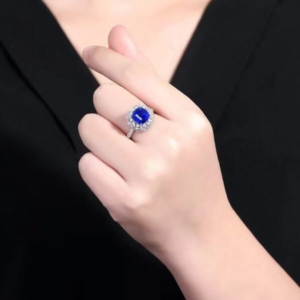 微信图片_202408061032101 SGARIT Fine Jewelry Manufacturers Customized Solid 18k White Gold 3.66 Carats Cushion Cut Jewellery Classic Engagement Anniversary Natural Sri Lanka Royal Blue Sapphire Gemstone Ring/Pendant