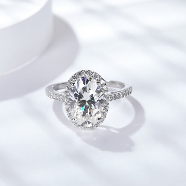O1CN01S1U6O01g2WHecLlk6_!!3896764084-0-cib 925 Sterling Silver Moissanite Ring