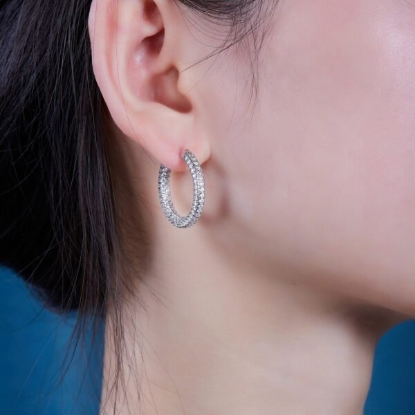 O1CN01d4vSO42AkQuq5leyF_!!1110428241-0-cib 925 Sterling Silver Moissanite Hoop Earrings