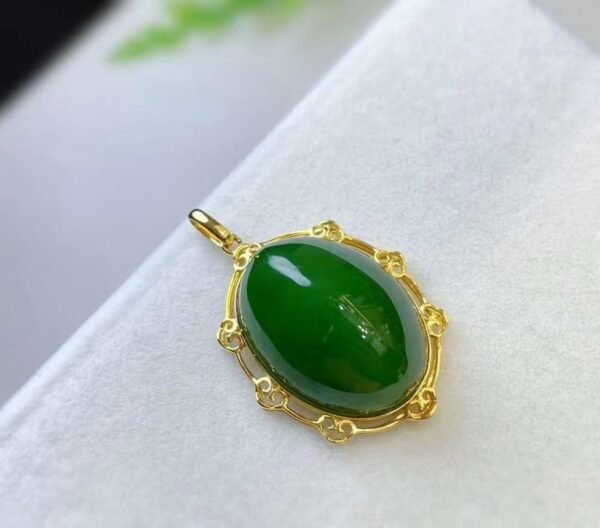 微信图片_202409181533272 SGARIT Wholesaler 18K Gold Jewellery Natural Nephrite Hetian Jasper Jade Spinach Green Pendant Jewelry