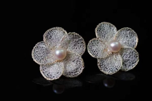 微信图片_202409261528021 Natural Fresh Water Pearl 14K Filled Gold 6mm 7mm Earrings