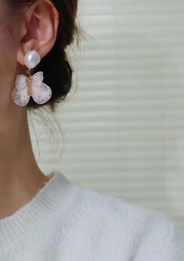 微信图片_202409261529163 14K Filled Gold Natural Fresh Water Baroque Pearl Earrings