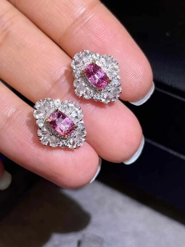 微信图片_20240928160427 Real 18k White Gold 1.75CT Natural Gemstone Unheated Papalacha Blue Sapphire Stud Earrings